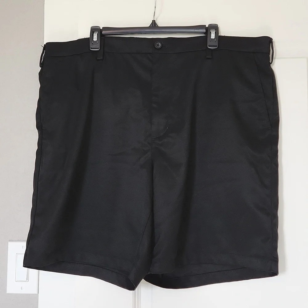 Amazon Essentials Men Classic Fit Black Shorts Size‎ 42